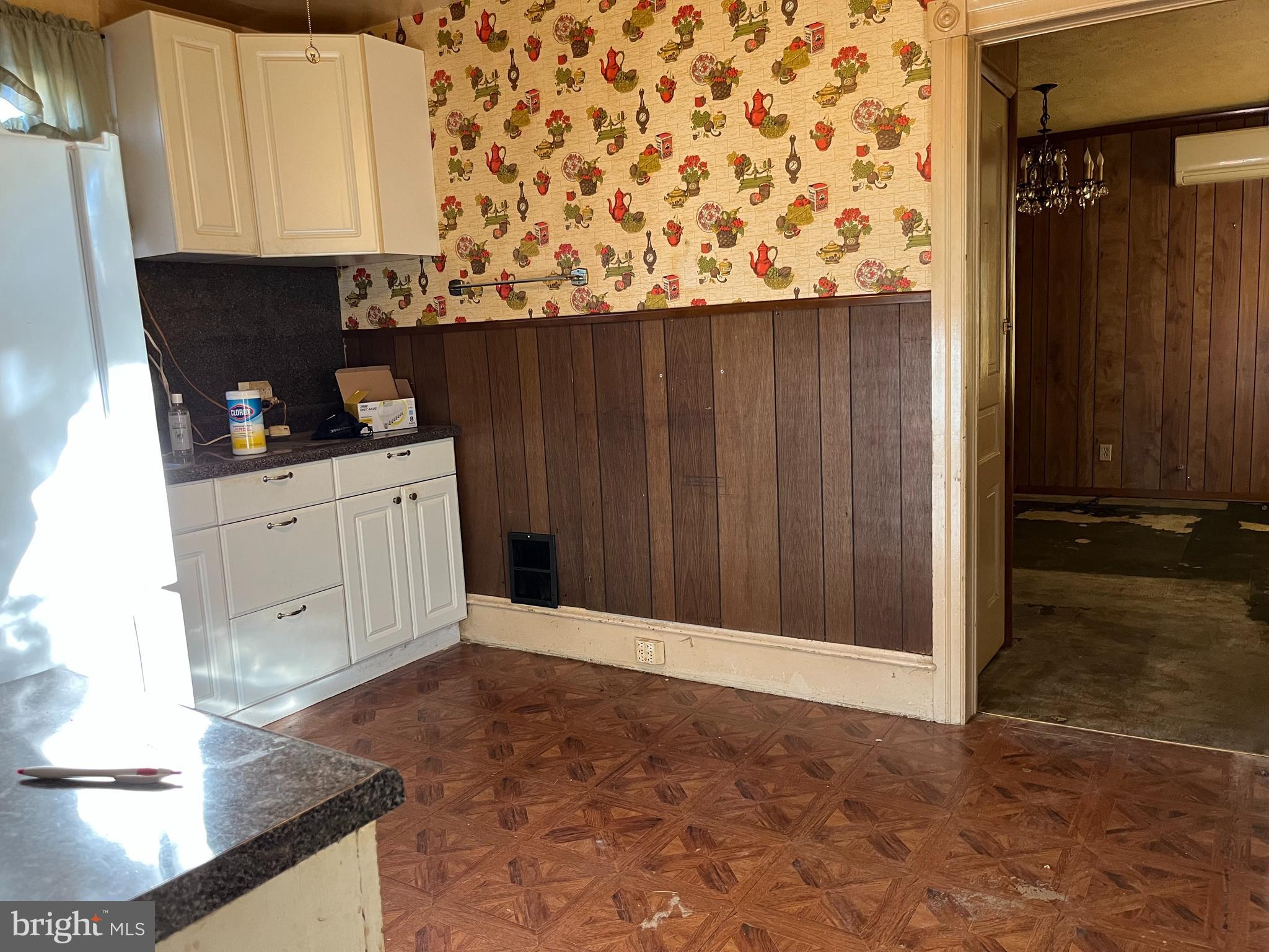 478 Crown Point Road Thorofare, NJ 08086 - Photo 4 of 41