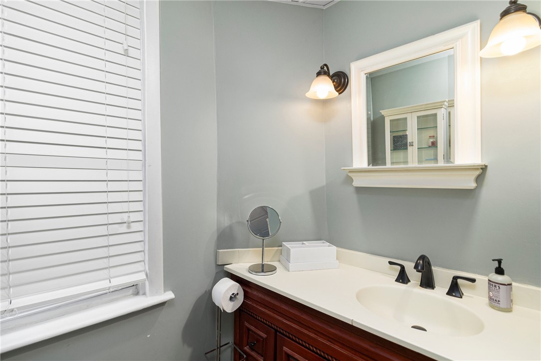 3 Solar Street Providence, RI 02903 - Photo 31 of 49