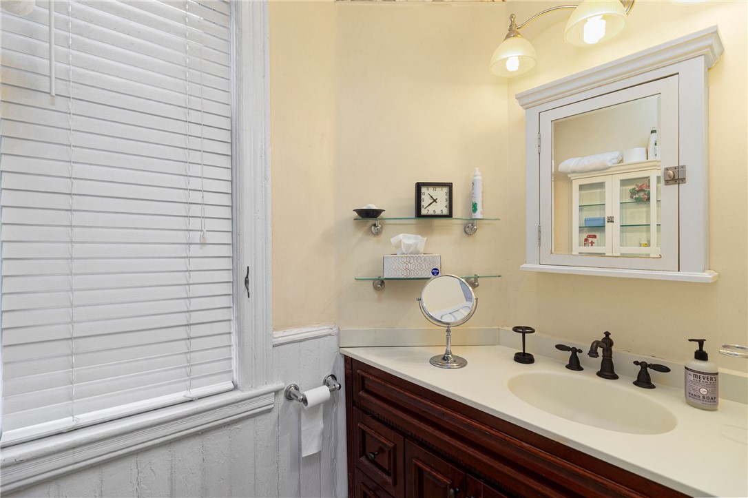 3 Solar Street Providence, RI 02903 - Photo 10 of 49