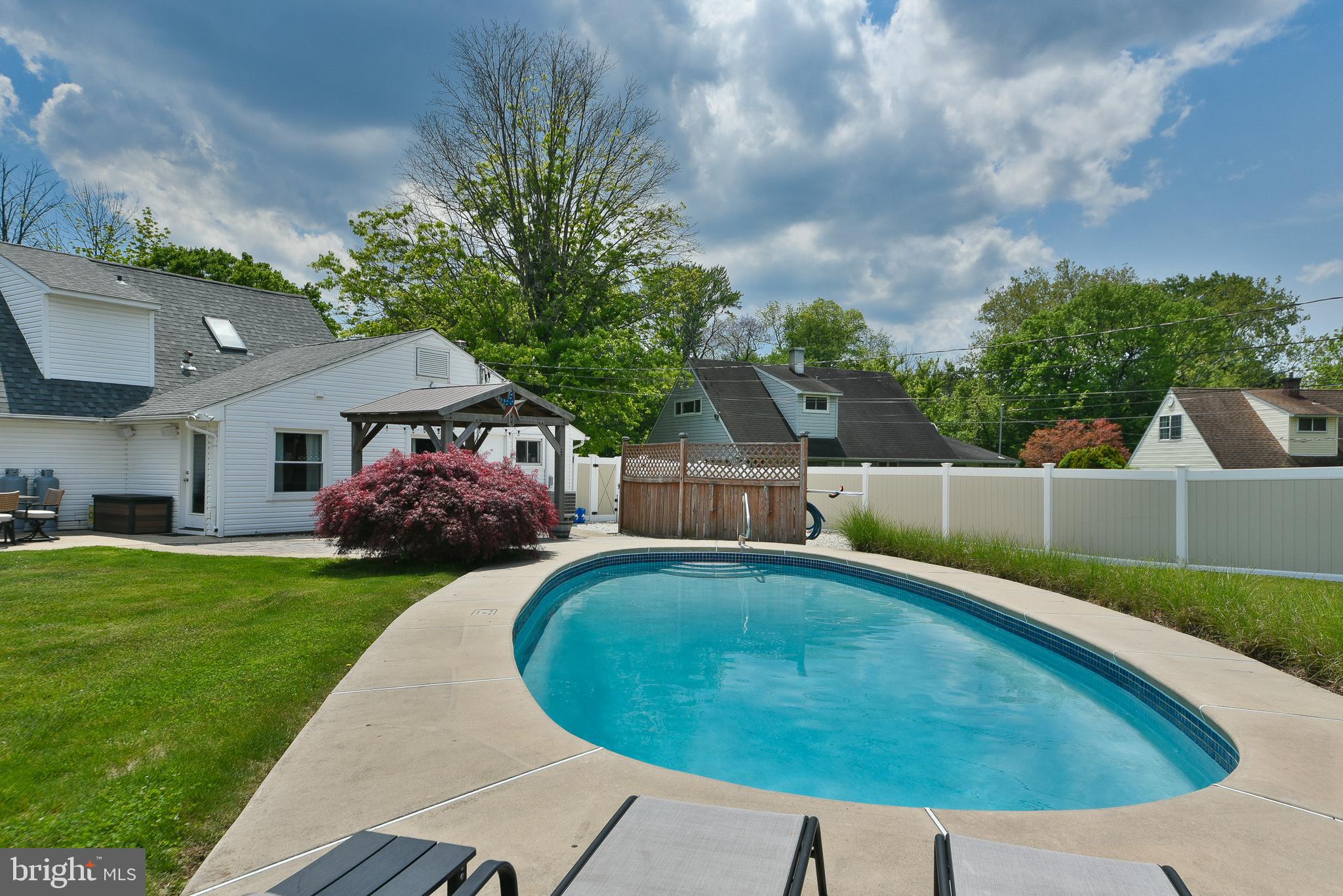 2 Jollybrook Road Levittown, PA 19056 - Photo 42 of 53 Gallery Image 42