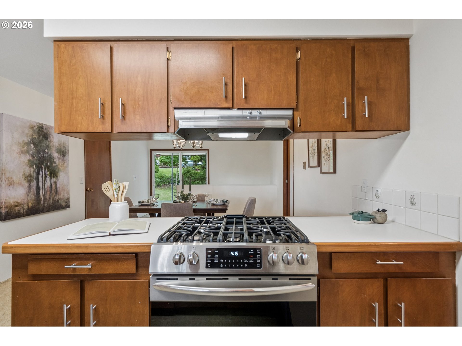 1450 Southwest 26th Court Gresham, OR 97080 - Photo 13 of 47 Kitchen