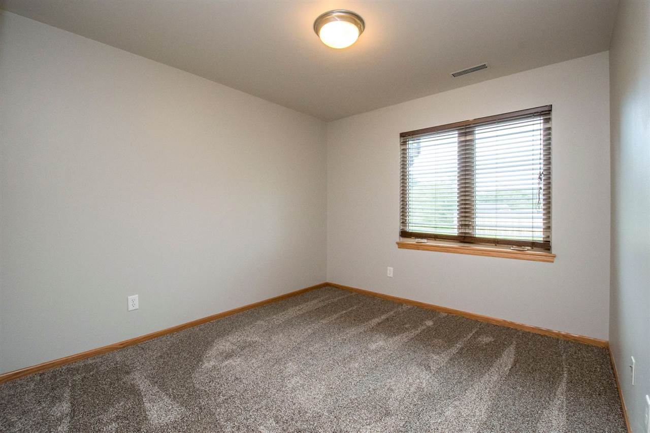 765 Rachael Street North Liberty, IA 52317 - Photo 18 of 23 Gallery Image 18