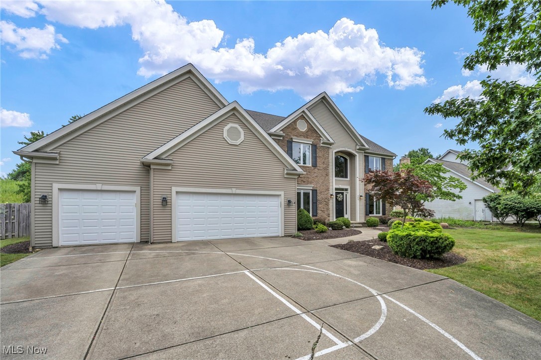 465 Longspur Road Highland Heights, OH 44143 - Photo 2 of 50