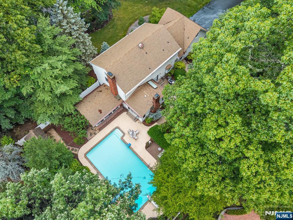 78 Urban Club Road Wayne, NJ 07470 - Photo 4 of 49