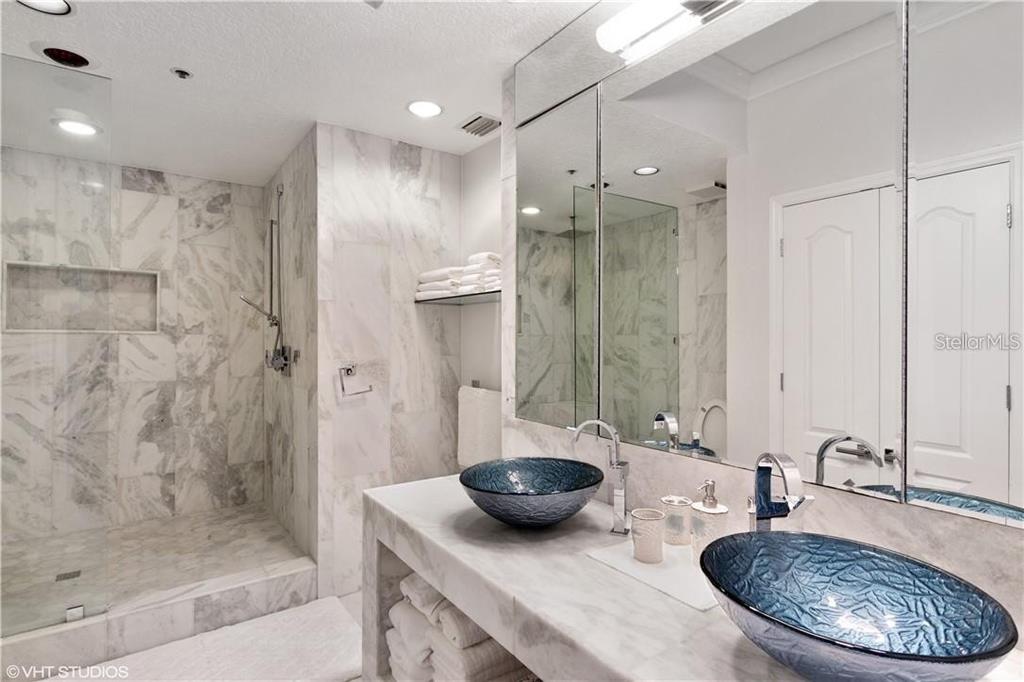 615 Dream Island Road, Unit 107 Longboat Key, FL 34228 - Photo 13 of 20