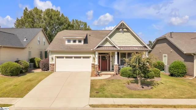 $395,000 | 121 Belle Drive, Simpsonville, SC 29680
