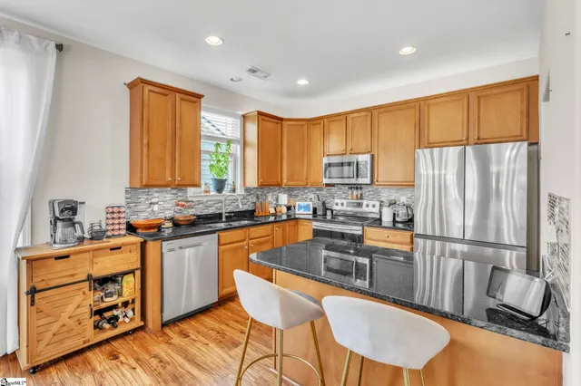 $395,000 | 121 Belle Drive, Simpsonville, SC 29680