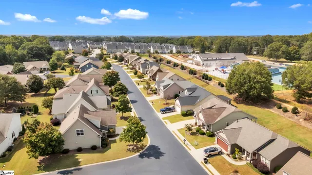 $395,000 | 121 Belle Drive, Simpsonville, SC 29680