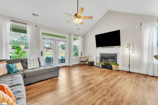 $395,000 | 121 Belle Drive, Simpsonville, SC 29680