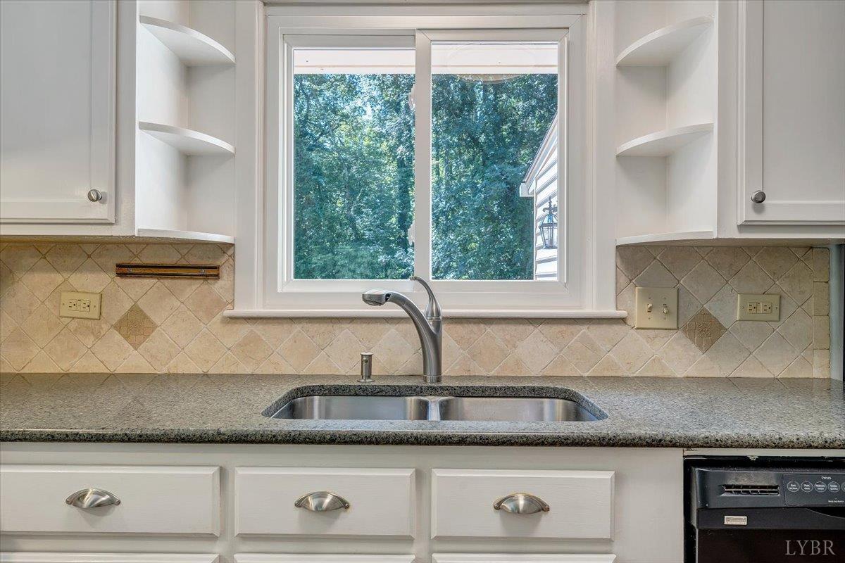 926 Rothowood Road Lynchburg, VA 24503 - Photo 24 of 81 Gallery Image 24