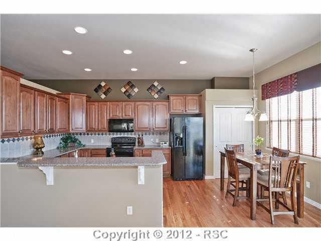 2503 Cinnabar Road Colorado Springs, CO 80921 - Photo 5 of 25