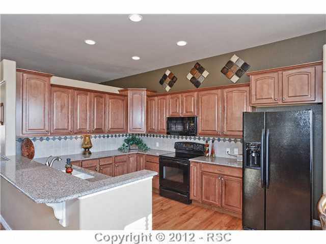 2503 Cinnabar Road Colorado Springs, CO 80921 - Photo 6 of 25