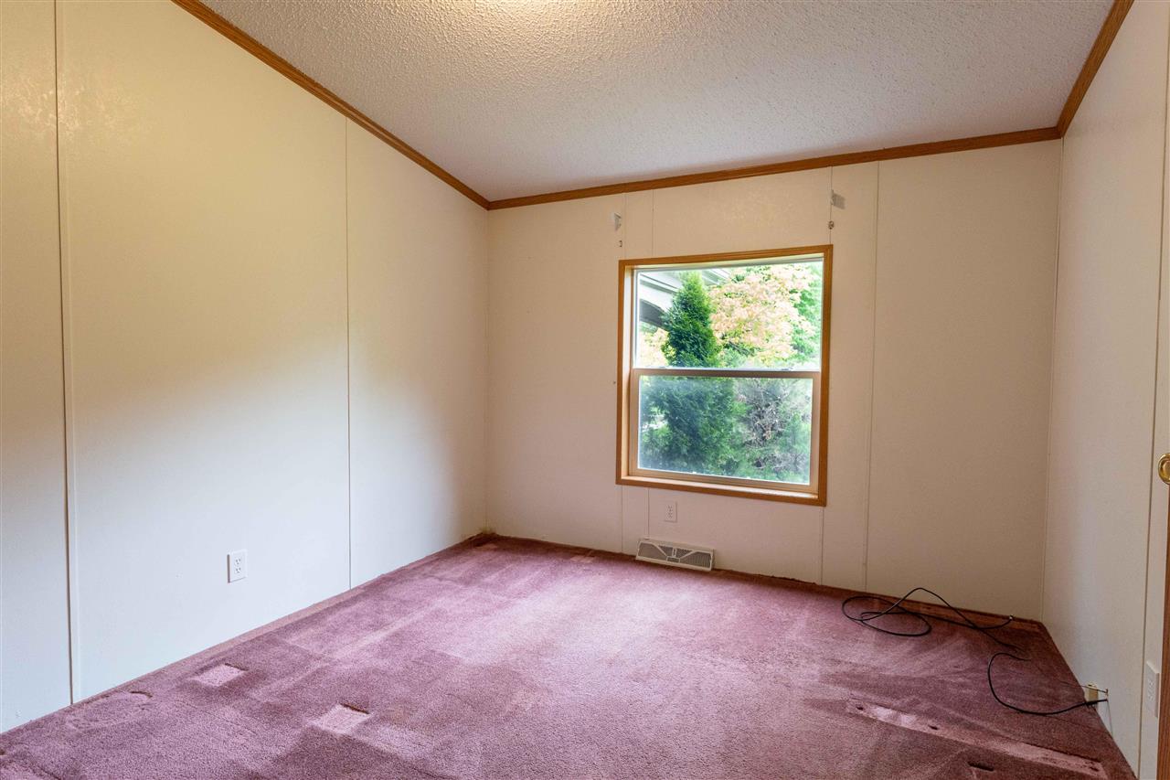 2758 South Gilmore Road Mount Pleasant, MI 48858 - Photo 16 of 35 1887836-15.JPG