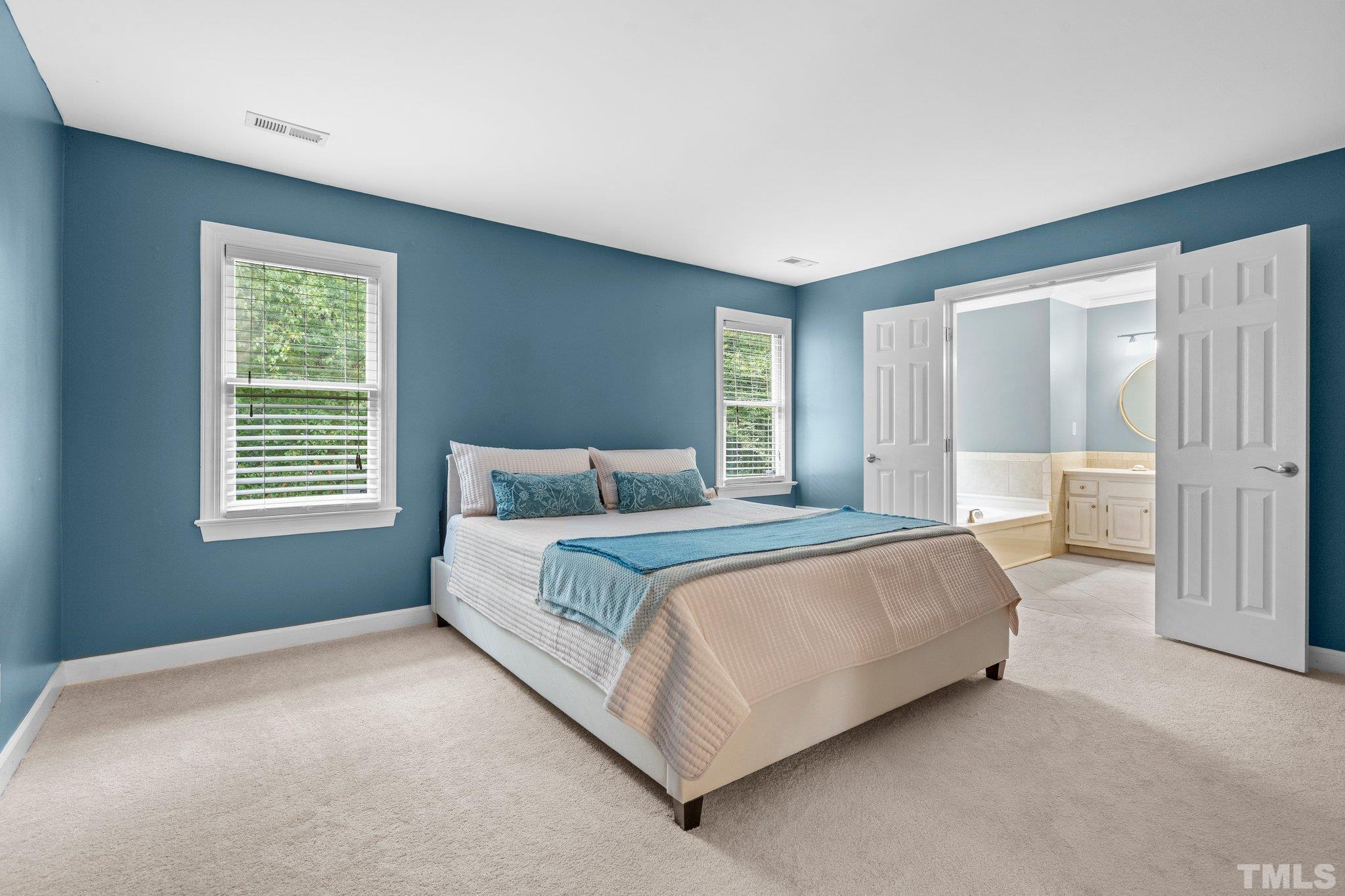 612 Crabbery Lane Raleigh, NC 27609 - Photo 19 of 38 Gallery Image 19