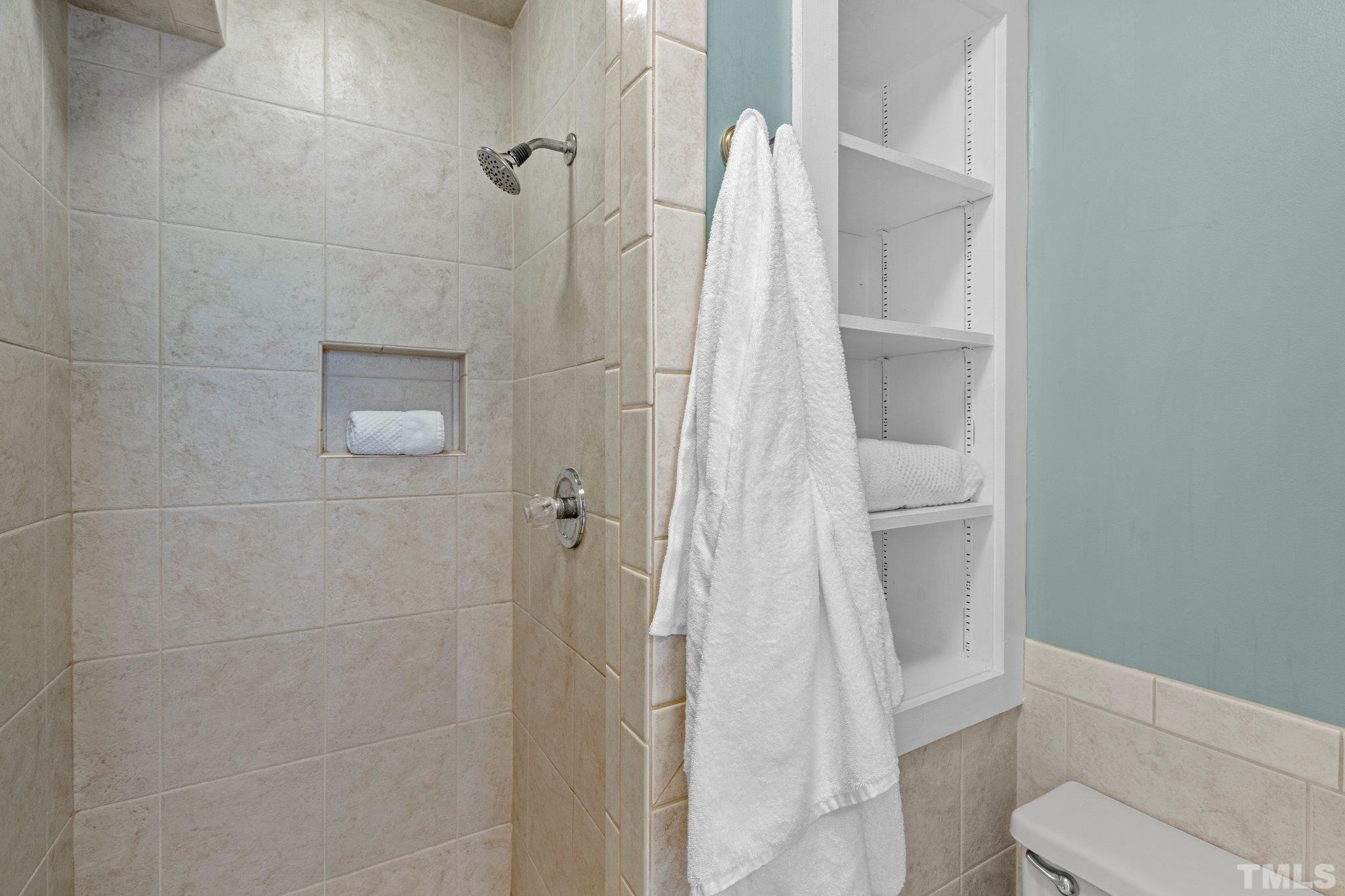 612 Crabbery Lane Raleigh, NC 27609 - Photo 21 of 38 Gallery Image 21