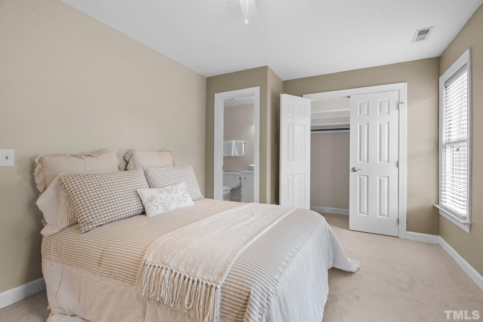 612 Crabbery Lane Raleigh, NC 27609 - Photo 26 of 38 Gallery Image 26
