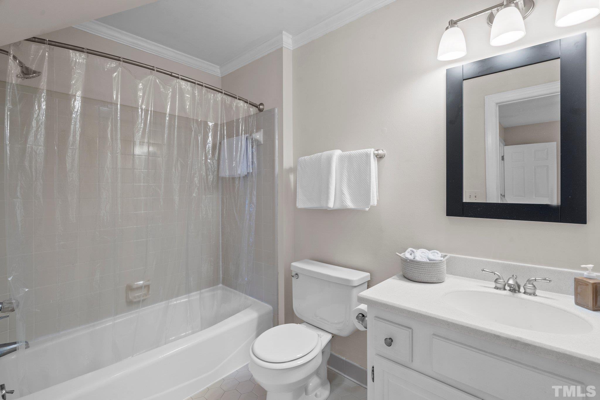 612 Crabbery Lane Raleigh, NC 27609 - Photo 27 of 38 Gallery Image 27