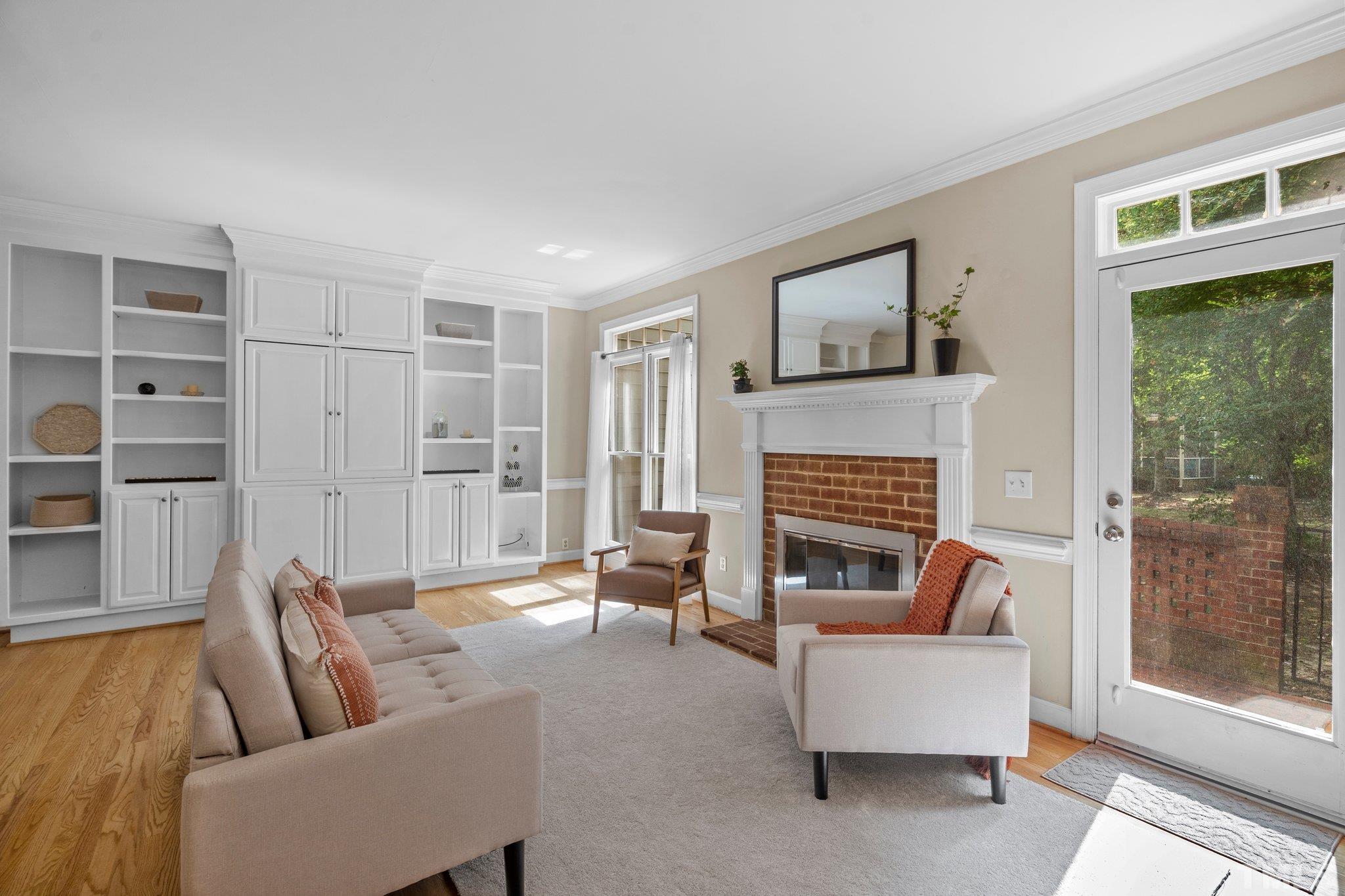 612 Crabbery Lane Raleigh, NC 27609 - Photo 8 of 38 Gallery Image 8