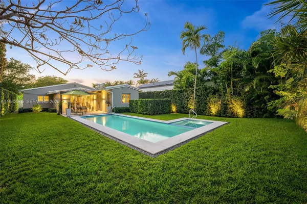 $2,900,000 | 1729 Lenox Avenue, Miami Beach, FL 33139