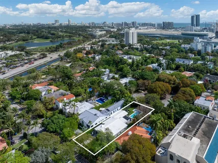 an aerial view of multiple house