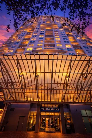 $949,000 | 350 Southeast 2nd Street, Unit 1770, Fort Lauderdale, FL 33301