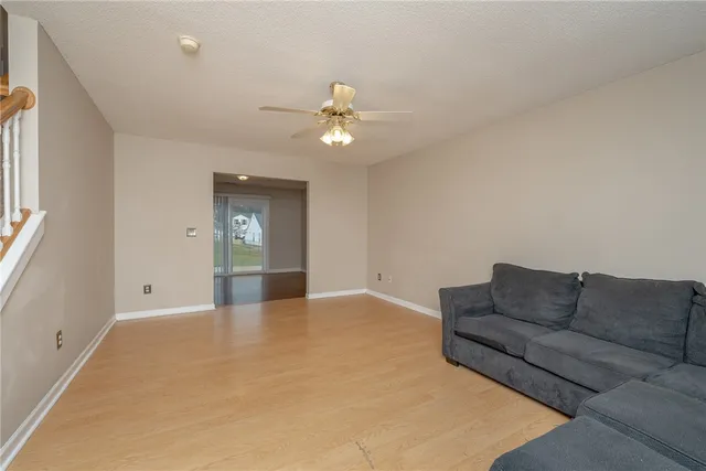 $310,000 | 705 Hayden Court, Taylors, SC 29687