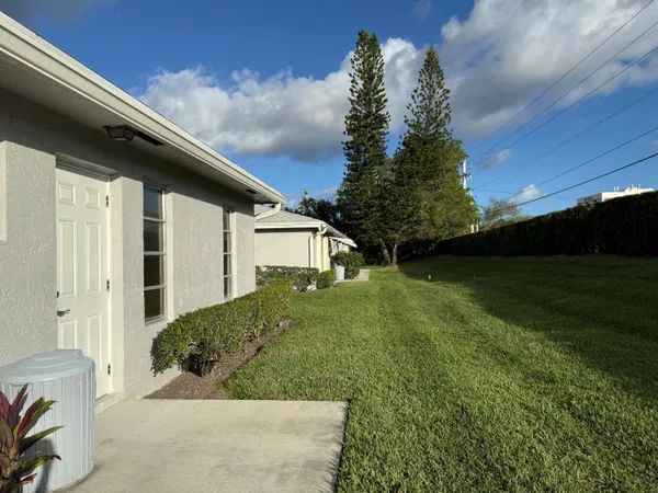 $1,750 | 14676 Canalview Drive, Unit A, Delray Beach, FL 33484