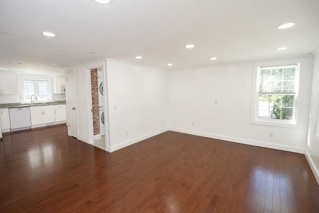96 Walnut Lane, Unit B Attleboro, MA 02703 - Photo 2 of 20