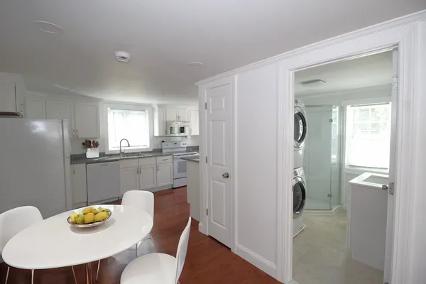 $2,300 | 96 Walnut Lane, Unit B, Attleboro, MA 02703