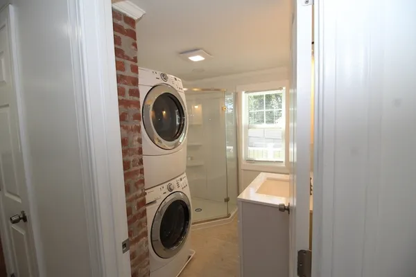 $2,300 | 96 Walnut Lane, Unit B, Attleboro, MA 02703