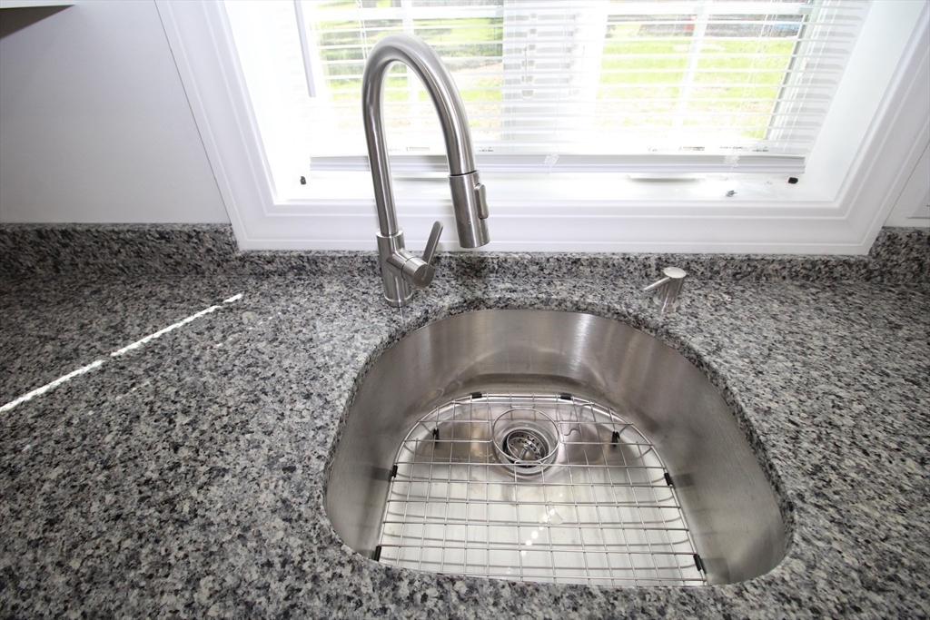 96 Walnut Lane, Unit B Attleboro, MA 02703 - Photo 10 of 20