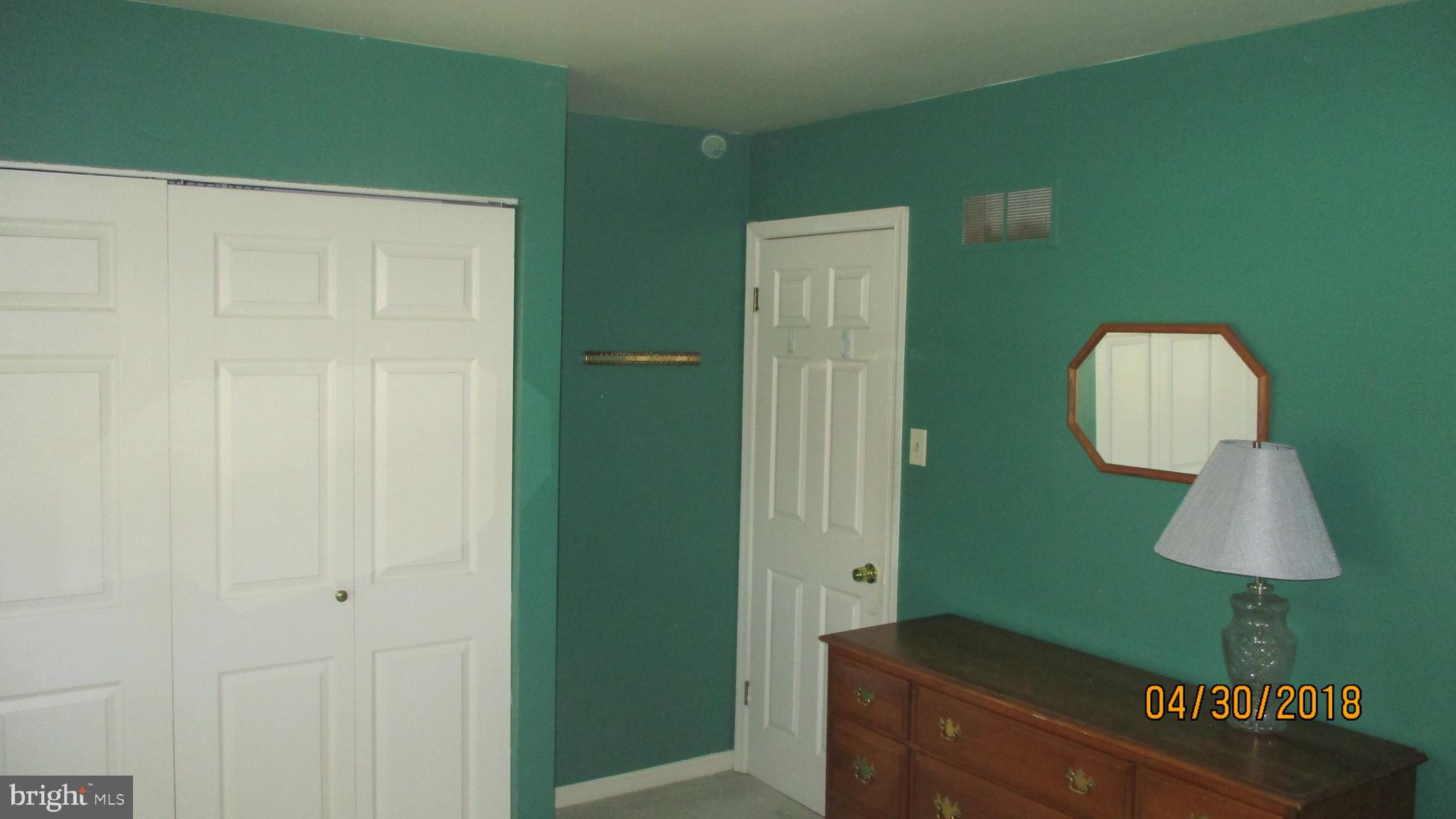 3460 Edenbridge Road York, PA 17402 - Photo 12 of 20 Gallery Image 12
