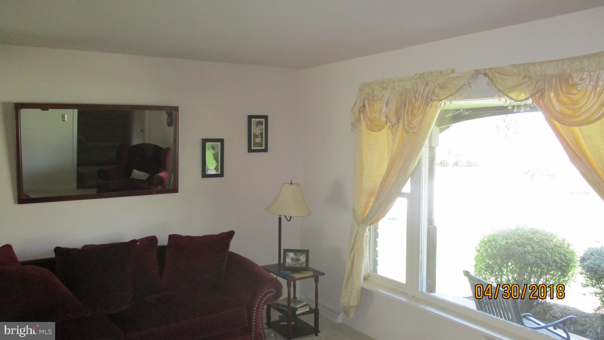 3460 Edenbridge Road York, PA 17402 - Photo 3 of 20 Gallery Image 3