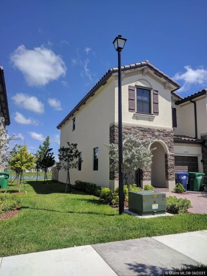 11553 Southwest 253rd Street Homestead, FL 33032 - Photo 1 of 18 Gallery Image 1