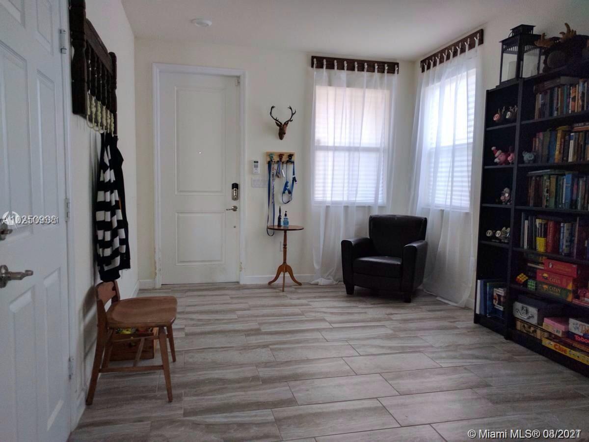 11553 Southwest 253rd Street Homestead, FL 33032 - Photo 2 of 18 Gallery Image 2
