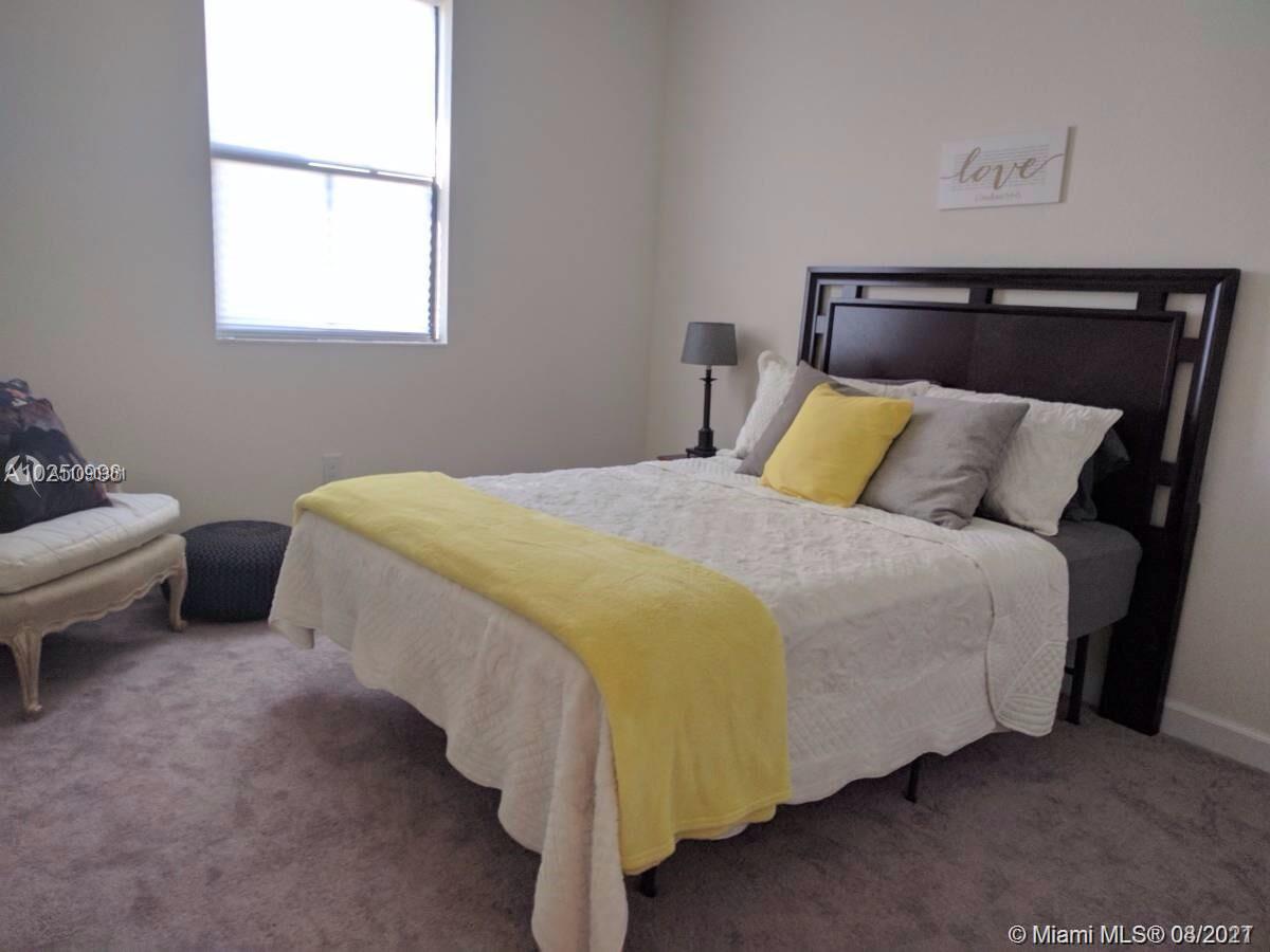 11553 Southwest 253rd Street Homestead, FL 33032 - Photo 11 of 18 Gallery Image 11