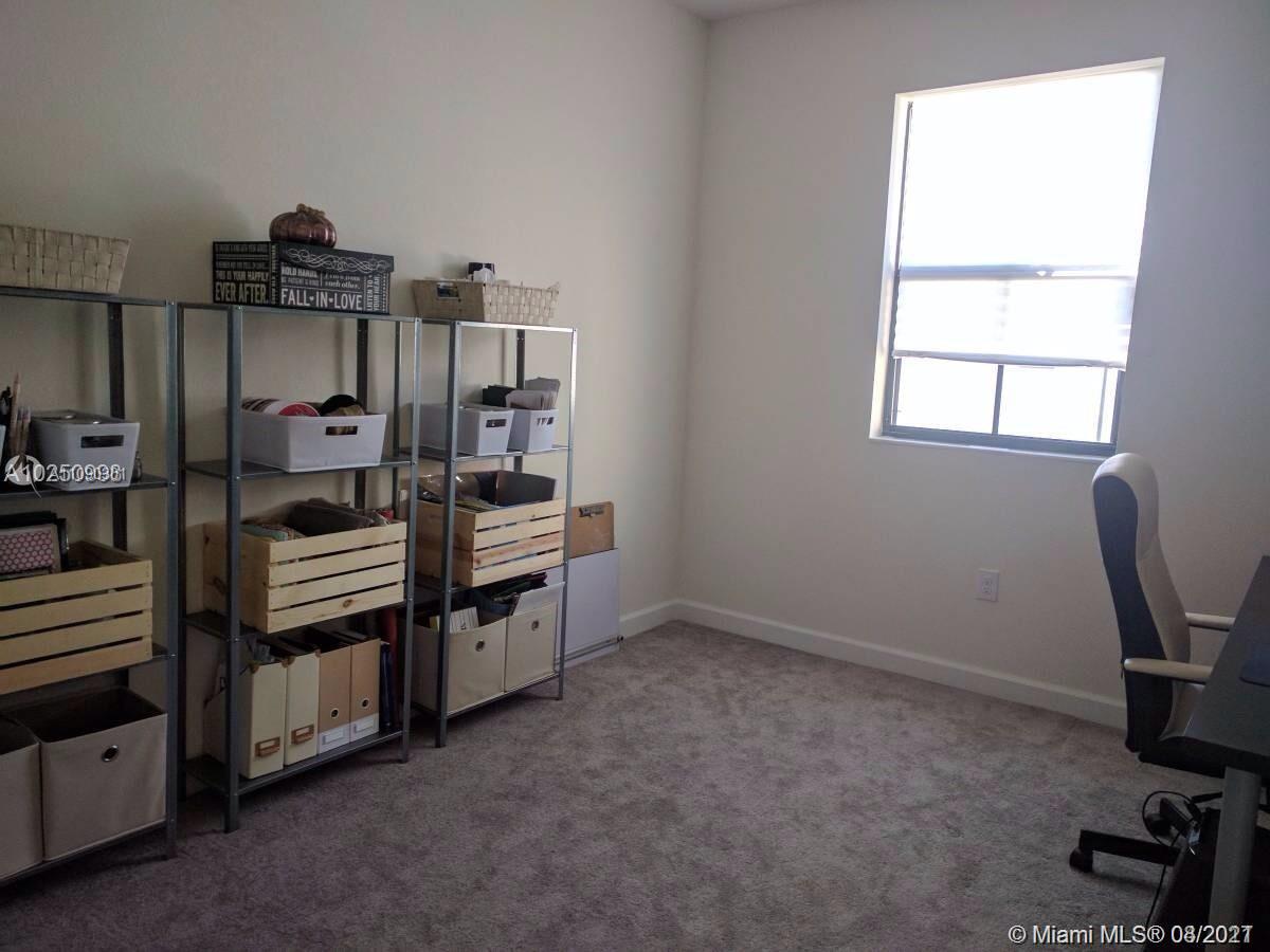 11553 Southwest 253rd Street Homestead, FL 33032 - Photo 13 of 18 Gallery Image 13