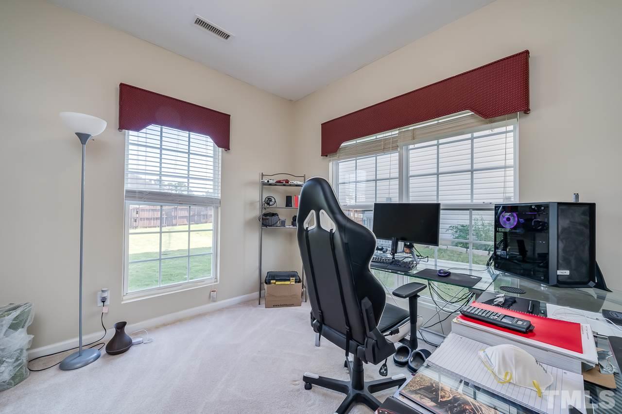5126 Heather Ridge Lane Raleigh, NC 27610 - Photo 10 of 26 Gallery Image 10