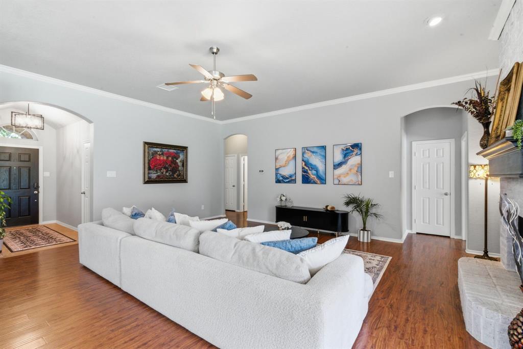 110 Wagon Wheel Road Willow Park, TX 76087 - Photo 6 of 32