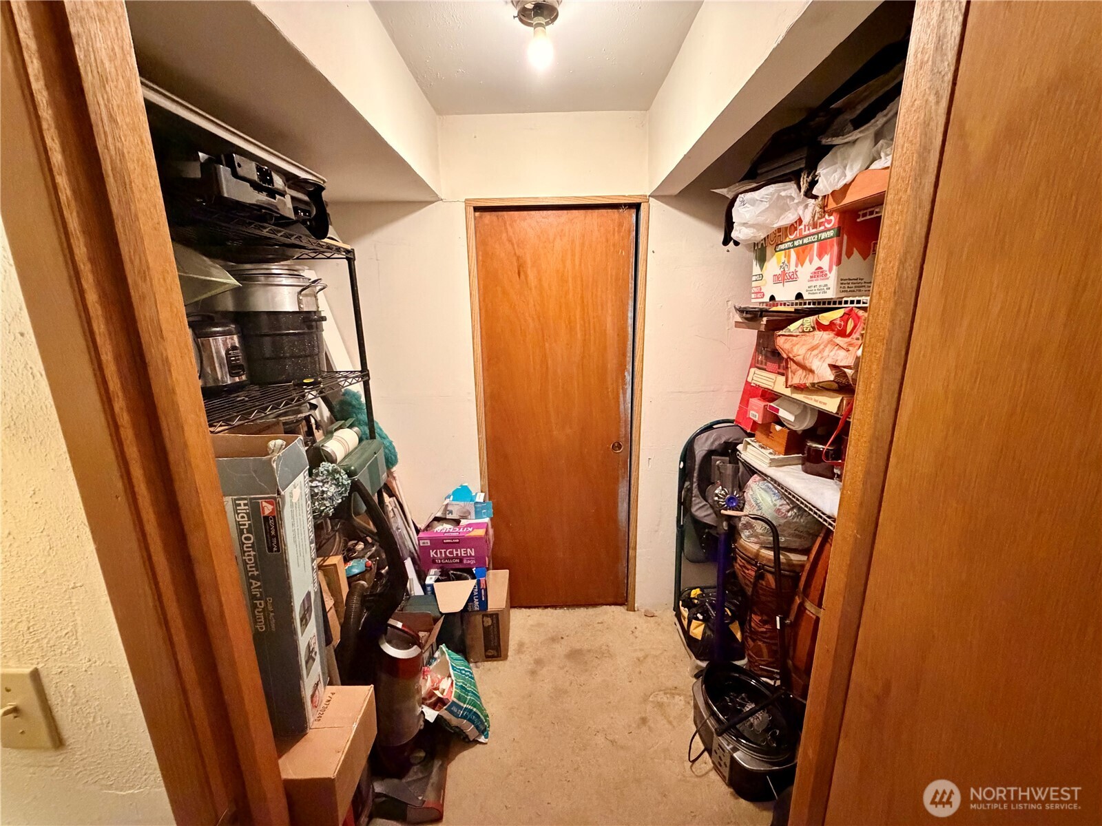 5040 Southwest Lake Helena Road Port Orchard, WA 98367 - Photo 11 of 31 Gallery Image 11