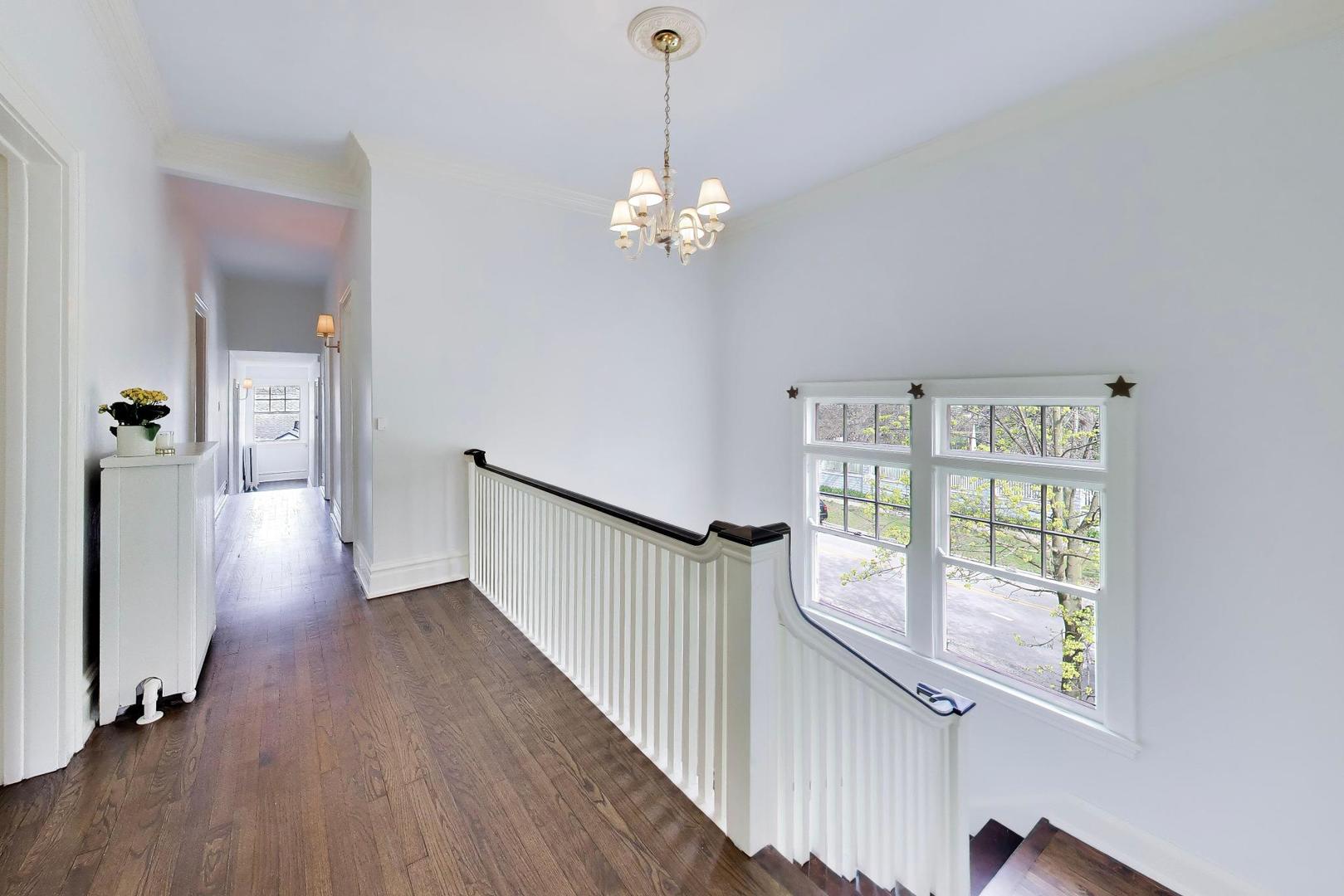 1046 Ridge Court Evanston, IL 60202 - Photo 23 of 58