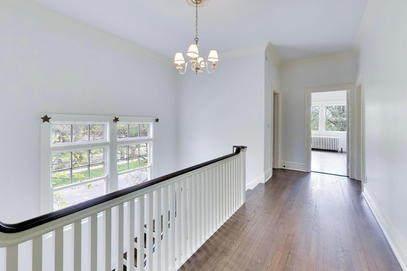 1046 Ridge Court Evanston, IL 60202 - Photo 24 of 58
