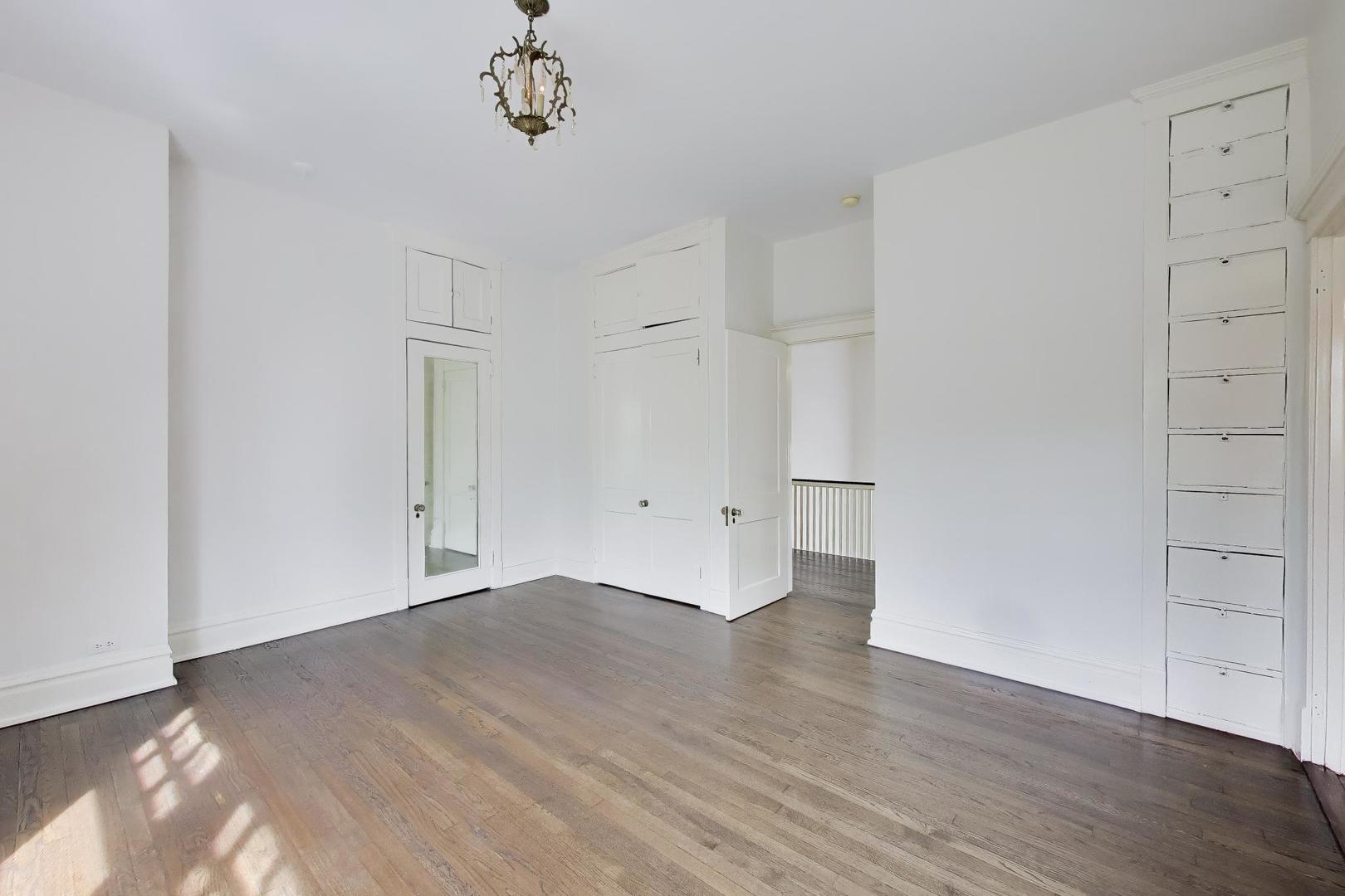 1046 Ridge Court Evanston, IL 60202 - Photo 25 of 58