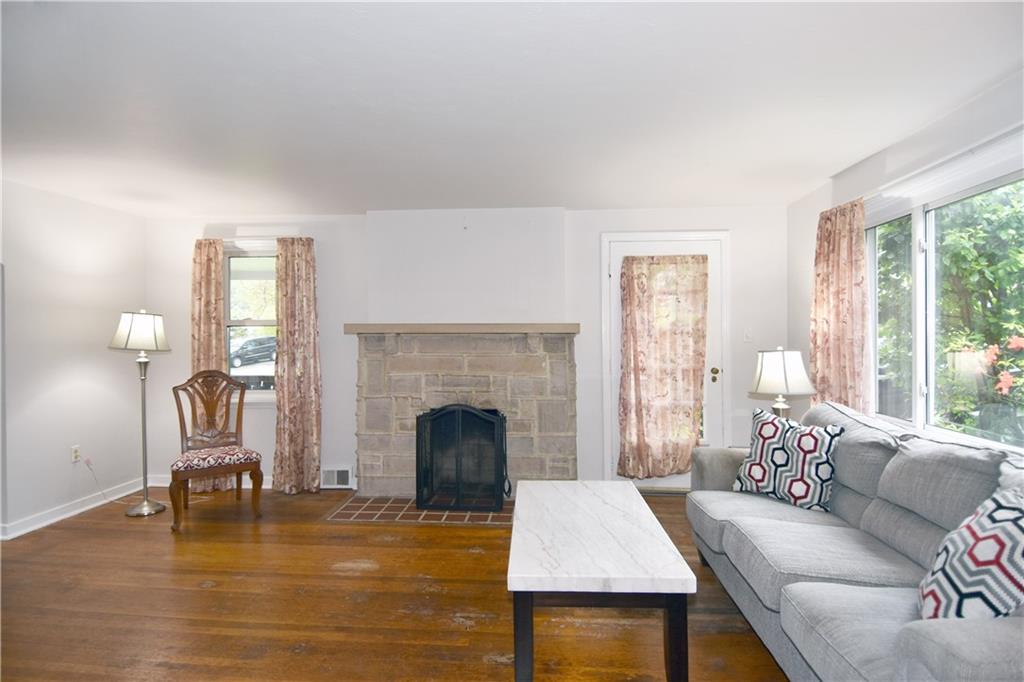919 Wible Run Road Pittsburgh, PA 15209 - Photo 9 of 38 Gallery Image 9
