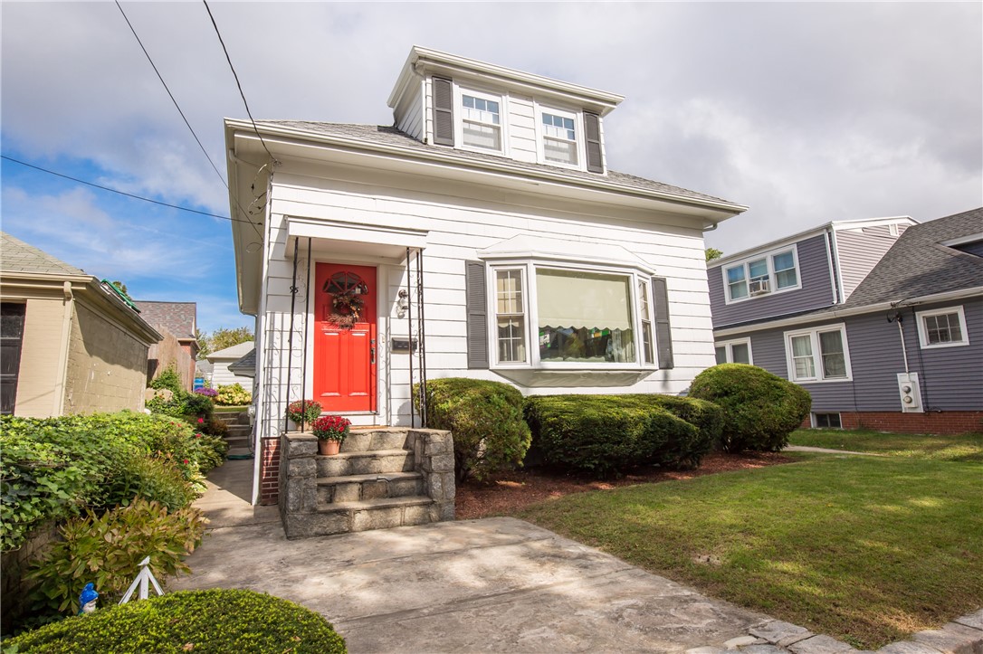 95 Metropolitan Road Providence, RI 02908 - Photo 1 of 49 Gallery Image 1