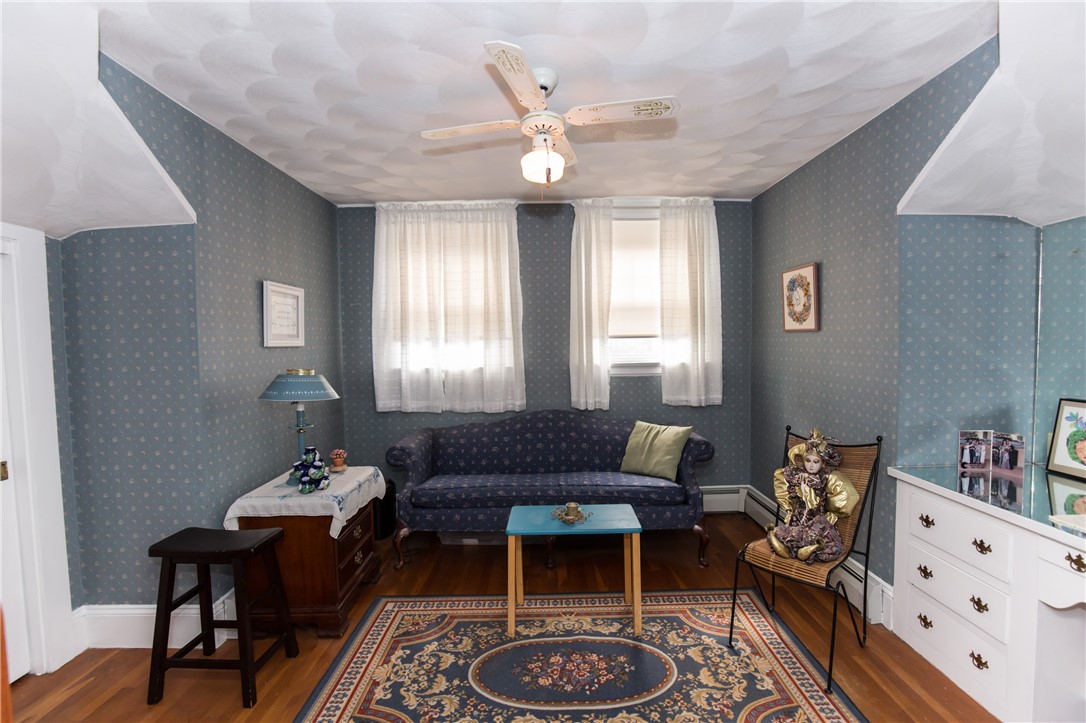95 Metropolitan Road Providence, RI 02908 - Photo 35 of 49 Gallery Image 35