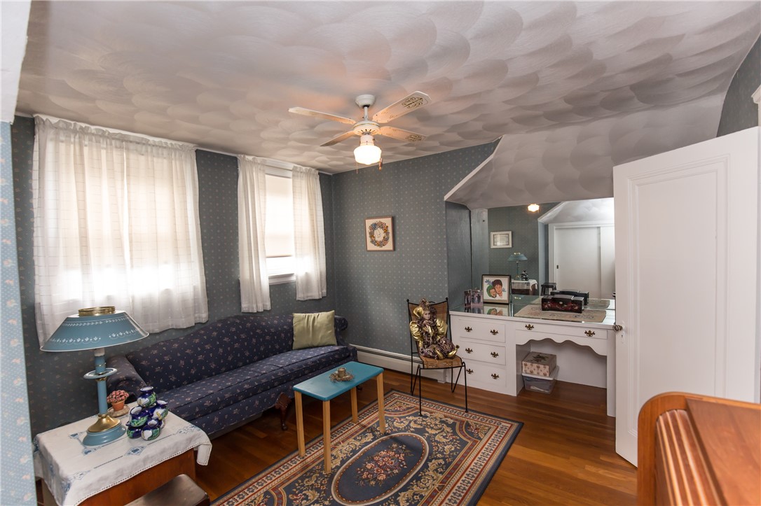 95 Metropolitan Road Providence, RI 02908 - Photo 36 of 49 Gallery Image 36
