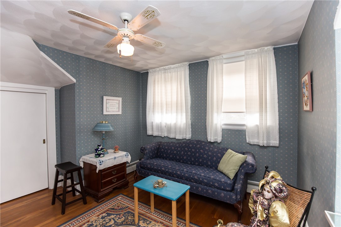 95 Metropolitan Road Providence, RI 02908 - Photo 39 of 49 Gallery Image 39