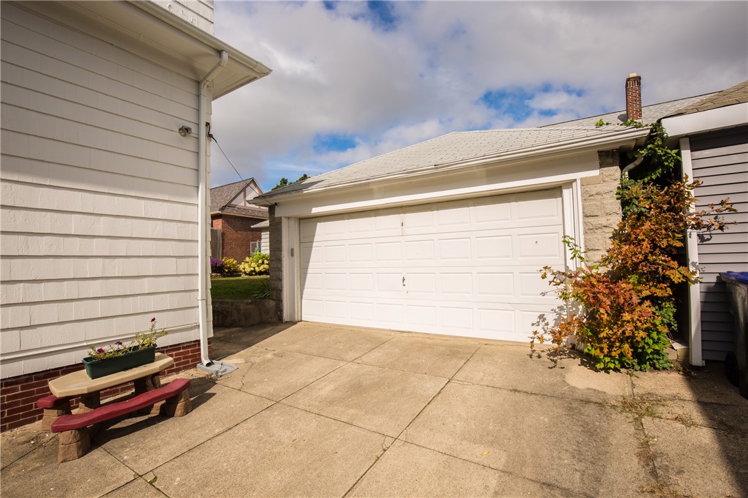 95 Metropolitan Road Providence, RI 02908 - Photo 5 of 49 Gallery Image 5
