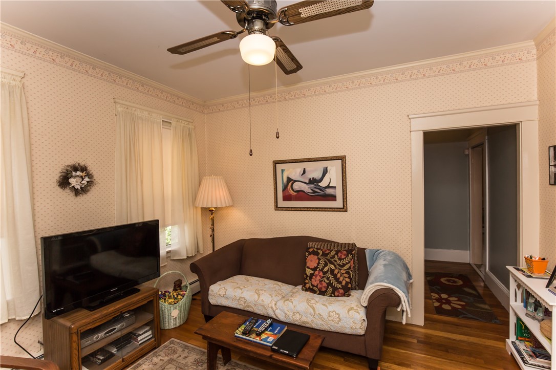 95 Metropolitan Road Providence, RI 02908 - Photo 9 of 49 Gallery Image 9